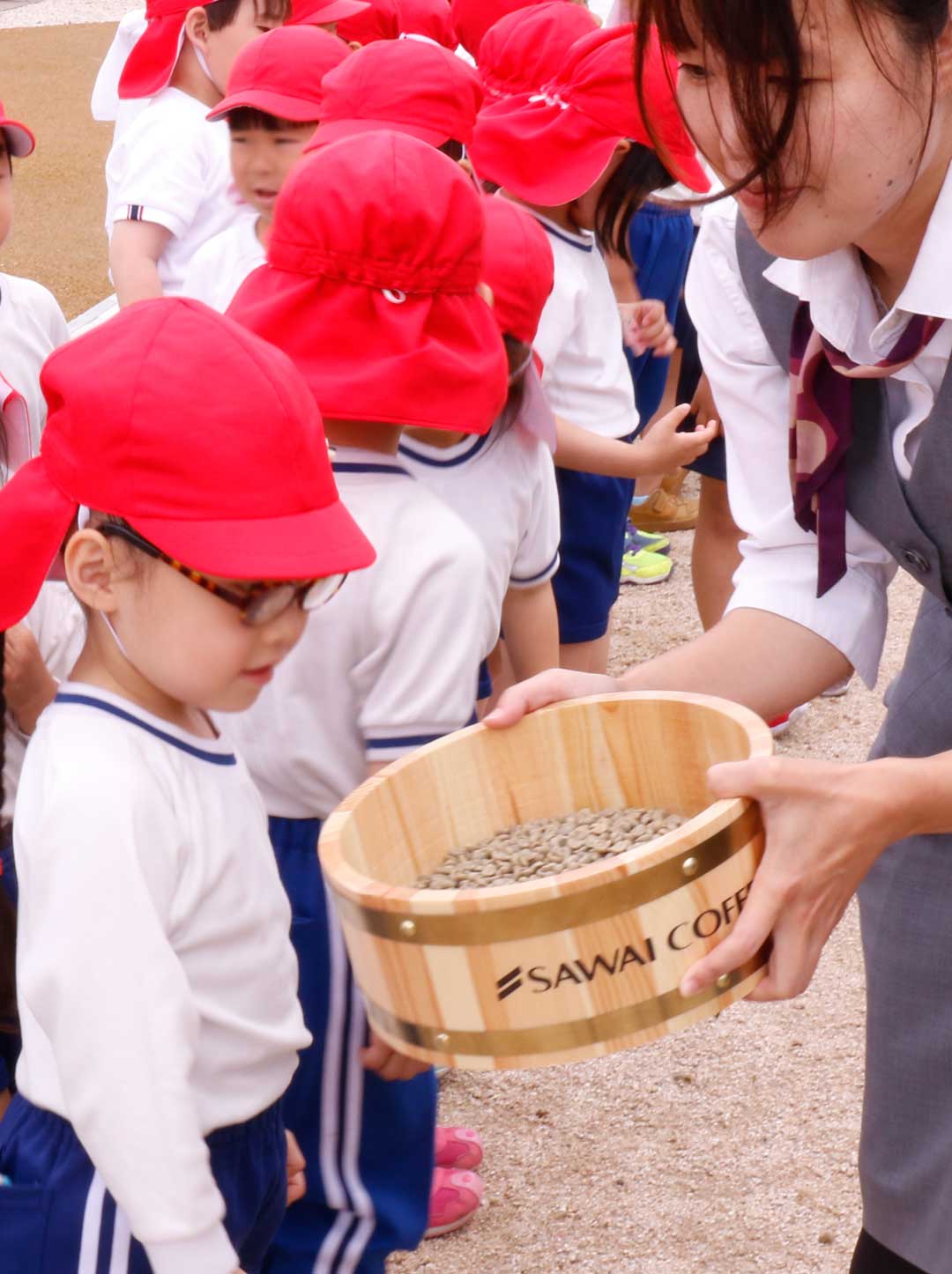 興味津々な様子